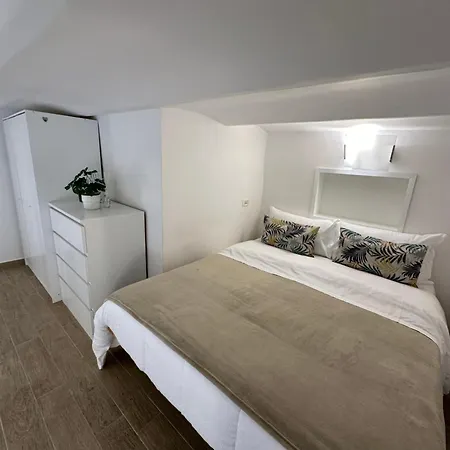 公寓 Maison Mele *